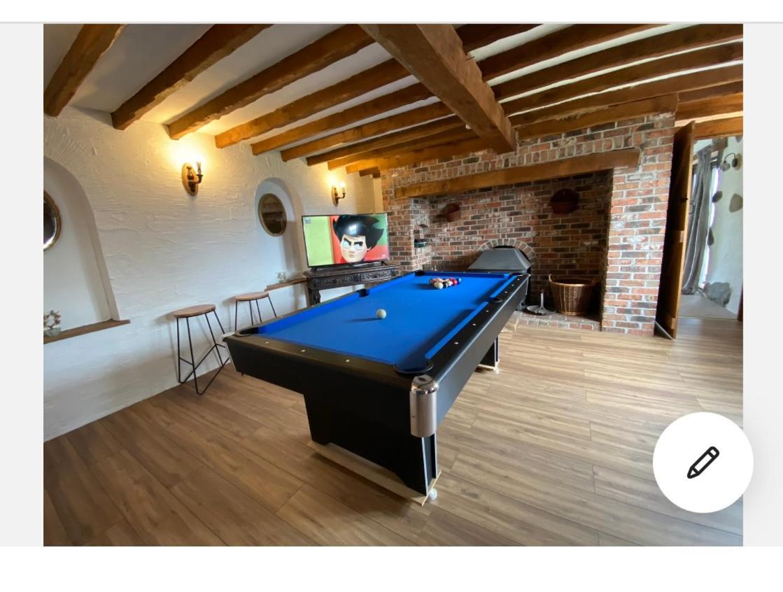 バーマス Beautiful Secluded Farmhouse With Hot Tubヴィラ エクステリア 写真