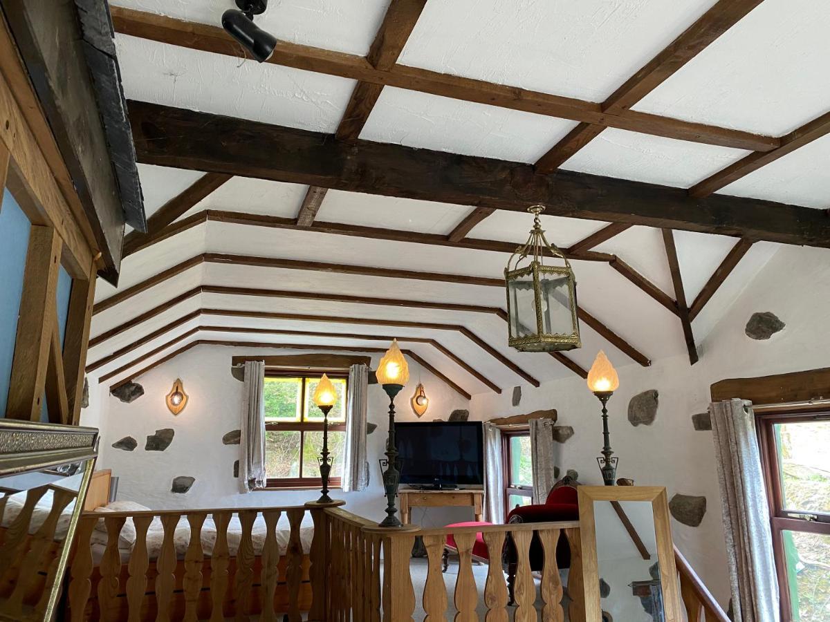 バーマス Beautiful Secluded Farmhouse With Hot Tubヴィラ エクステリア 写真