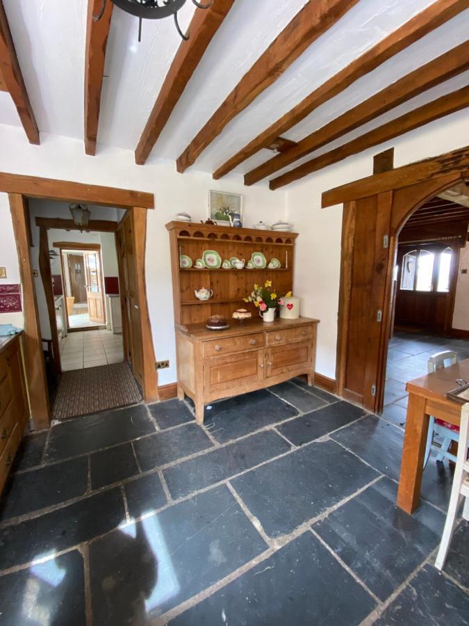 バーマス Beautiful Secluded Farmhouse With Hot Tubヴィラ エクステリア 写真