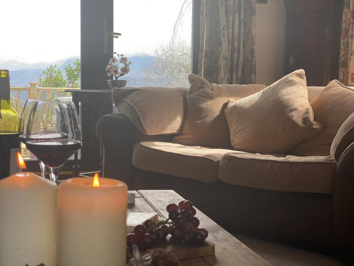 バーマス Beautiful Secluded Farmhouse With Hot Tubヴィラ エクステリア 写真