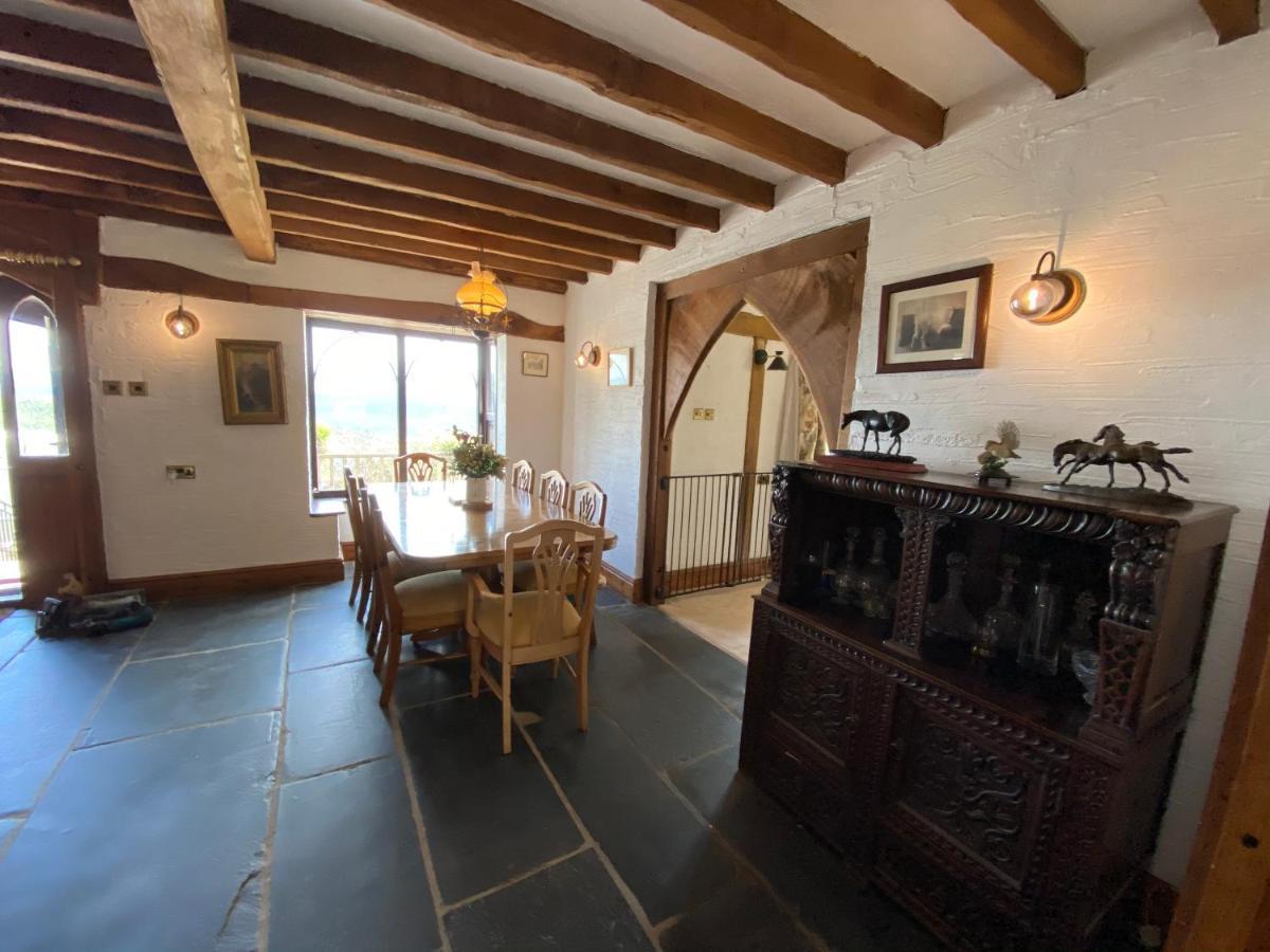 バーマス Beautiful Secluded Farmhouse With Hot Tubヴィラ エクステリア 写真