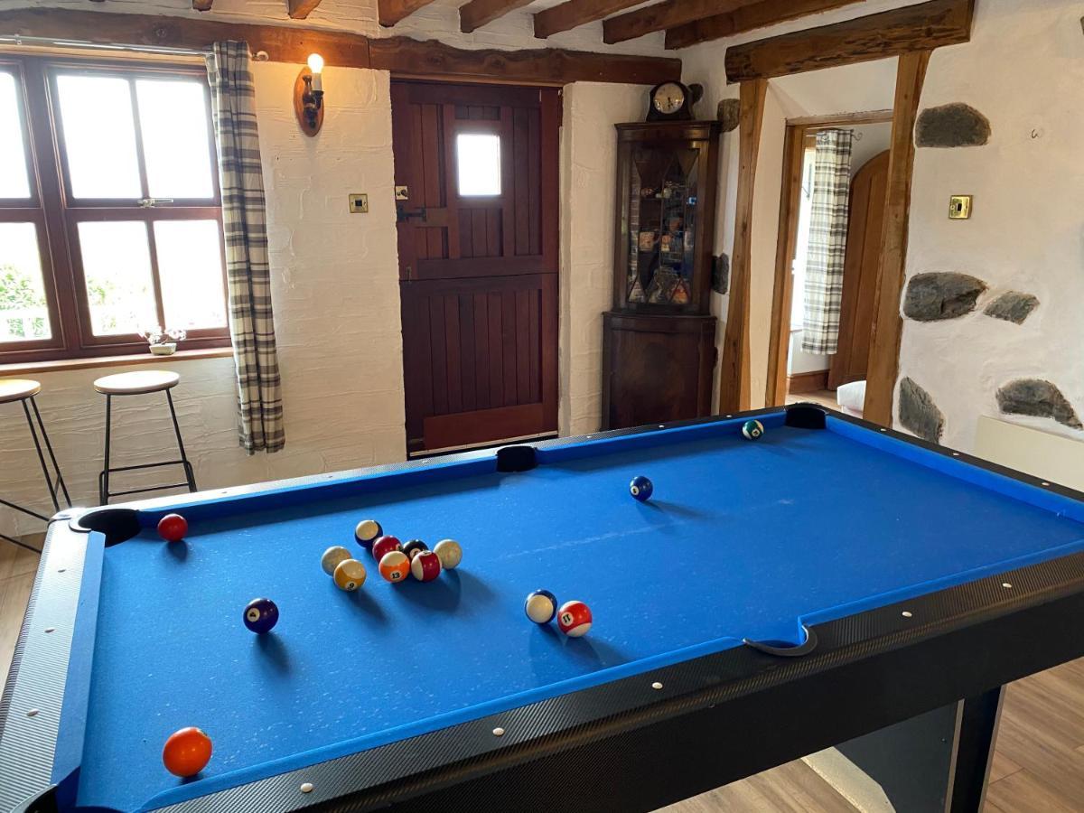 バーマス Beautiful Secluded Farmhouse With Hot Tubヴィラ エクステリア 写真